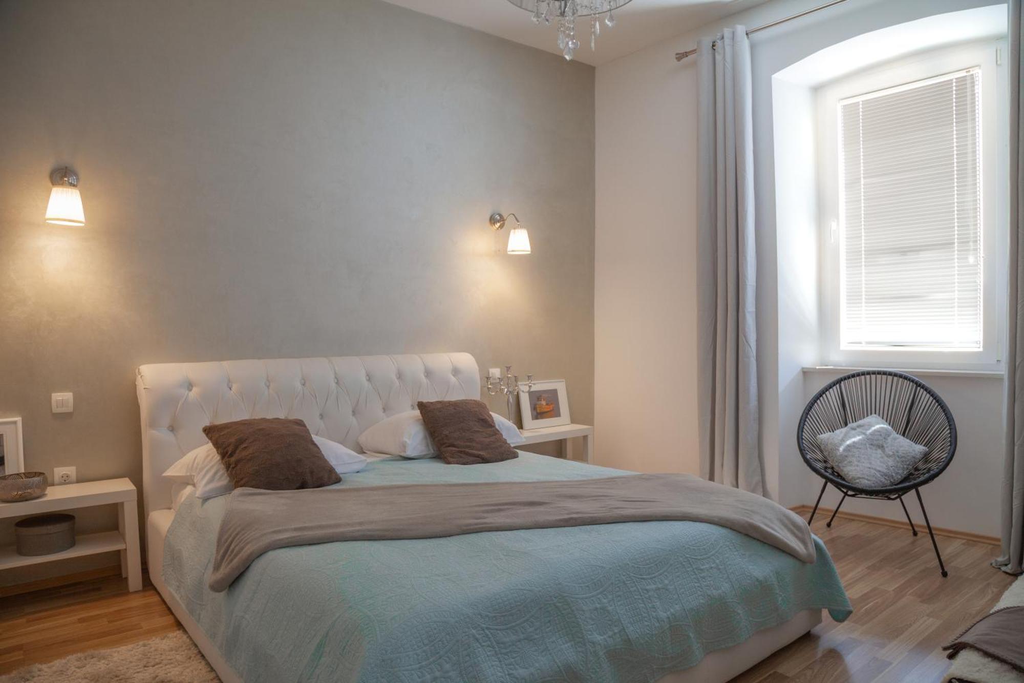 Captain Emo City Apartments Pula Bagian luar foto